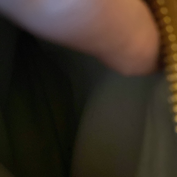 Dooney &Bourke Shelby Shopper in gray with honey accents hardware in gold EUC - Picture 14 of 15